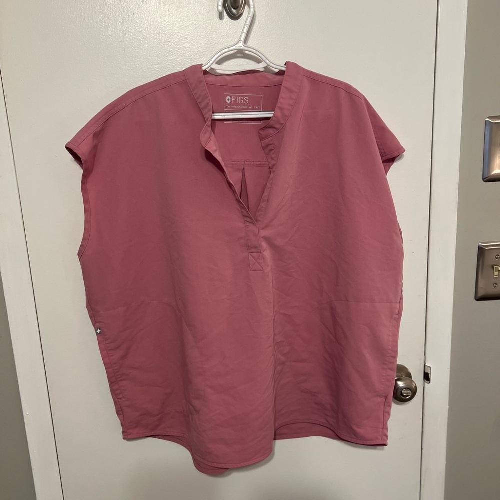 Figs Chalk Pink Rafaela Scrub Top XXL